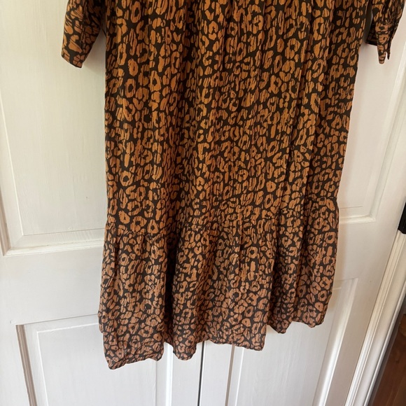 Rails Maple Dress Batik Cheetah Leopard Size Medium Long Sleeve Cinch Midi Dress - Picture 15 of 16